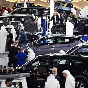 车企混战十一黄金周，价格战与创新营销共舞